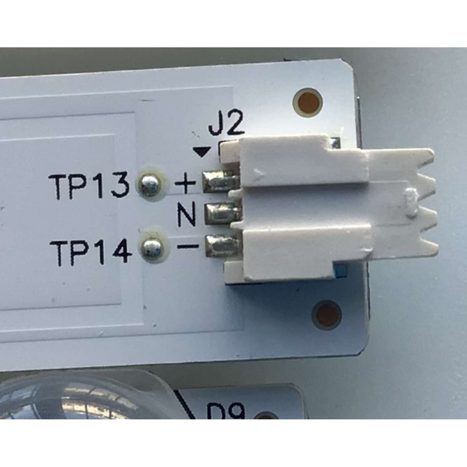 KIT DE LED'S PARA TV VIZIO (20 PIEZAS) / NUMERO DE PARTE CS-MCPCB-150 / 0981010DCF22 / 0981010DCF20 / AMTRAN_65_2019_M65-G0_10x9+10x9_3030C / BC8J-GAAH-2-1-9B9-20 / BC8J-GAAH-2-1-6B9-22 / LB6507N / PANEL V650DJ4-D03 / MODELOS V655-G9 / M657-G0 / V655 - Imagen 3